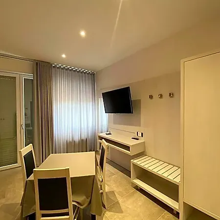 Bertani לינה וארוחת בוקר 4*