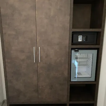 Bertani Nocleg ze śniadaniem 4*